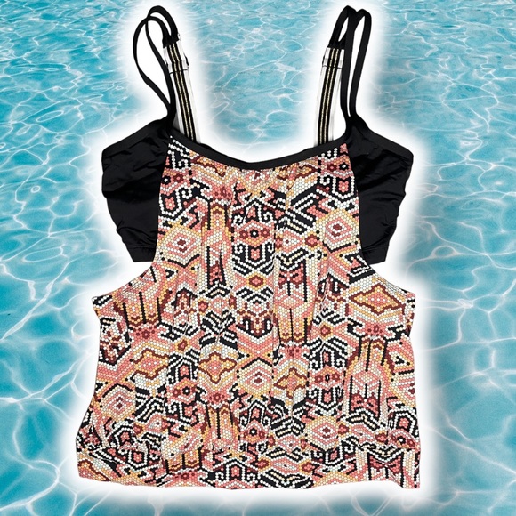 Krista - XL Bikini under the Tankini - Picture 1 of 2